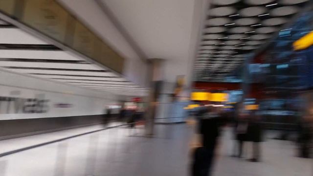 Where is the Costa Coffee Heathrow Terminal 5 Airport смотреть онлайн