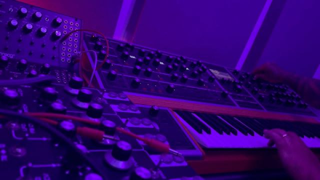 MOOG ONE - HELIOSPHERE смотреть онлайн