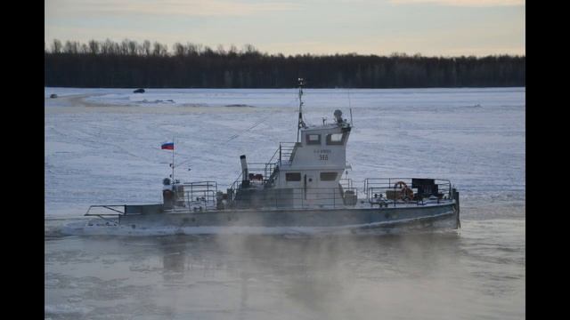 29.11.2022. Паромная переправа. Река ОБЬ. Колпашево. Томской области. смотреть онлайн