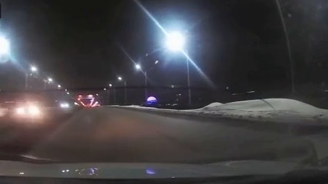 2_5326035686451582208.MP4