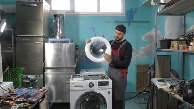 Замена ручки люка и ПОДШИПНИКОВ на стиральной машинки LG 8 Kg ЧАСТЬ № 1