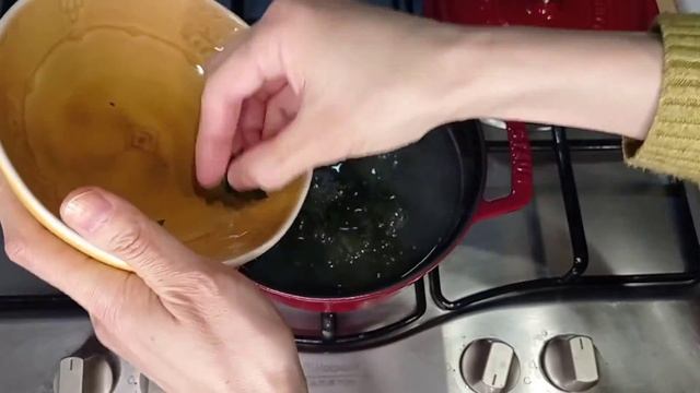 OMISOSHIRU (ZUPPA DI MISO CON TOFU E ALGHE WAKAME) - お味噌汁 смотреть онлайн