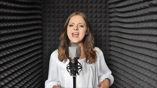 Mercy (Daffy Cover).  Поет  Michelle Schwarzkopf