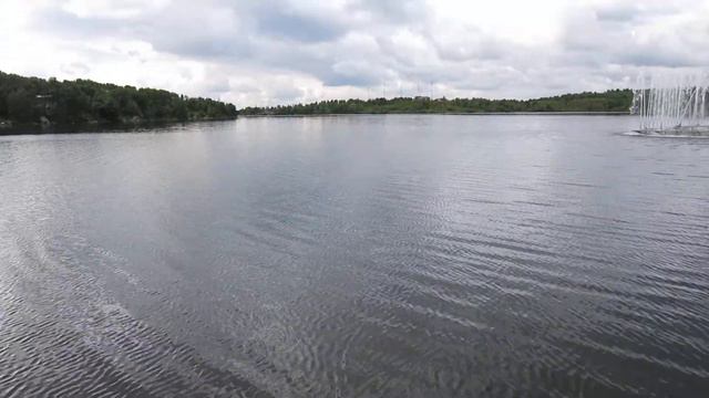 26.06.2021. Россия. Мурманск. Виды на Семёновское озеро с северного побережья смотреть онлайн