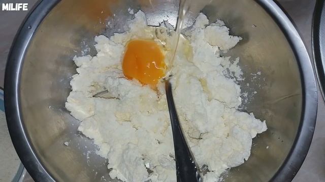 ЛЮБИМЫЕ СЫРНИКИ ЗА 5 МИНУТ НА ЗАВТРАК смотреть онлайн