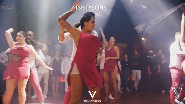 CLASSE’ DANCE COMPANY Bachata Dance Performance (HEROES VS VILLAINS HALLOWEEN PARTY) THE SALSA ROOM смотреть онлайн