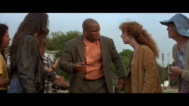 Бутч покидает квартиру. Бутч встречает Марселласа Уоллеса. HD смотреть онлайн