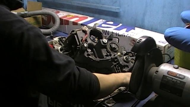 Lexus RX350 замена штатных блоков розжига ксенон смотреть онлайн