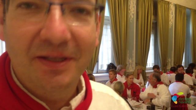 Viajes de empresa a los Sanfermines de Pamplona con San Fermin by Locals смотреть онлайн