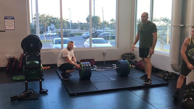 Работа с тяжестями/hard work смотреть онлайн