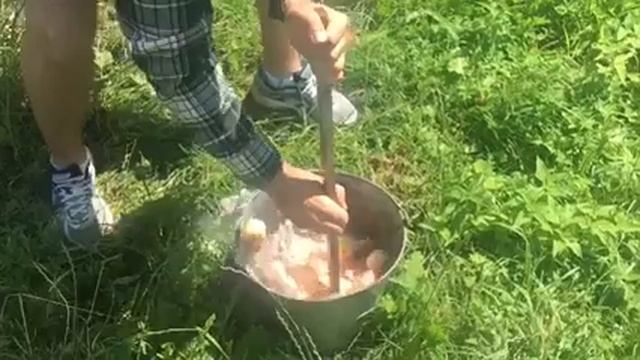 Как быстро и легко почистить молодую картошку смотреть онлайн