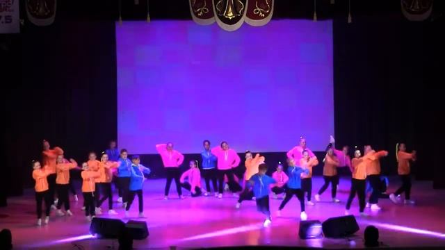 "Ляля рулит" смотреть онлайн