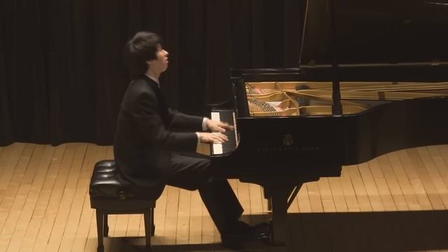 Blue Danube Waltz (Looney Tunes)- Schulz-Evler/Strauss - Charlie Albright, Piano смотреть онлайн