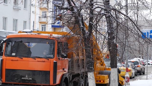 В Ульяновске выпала декадная норма снега, впереди мороз смотреть онлайн