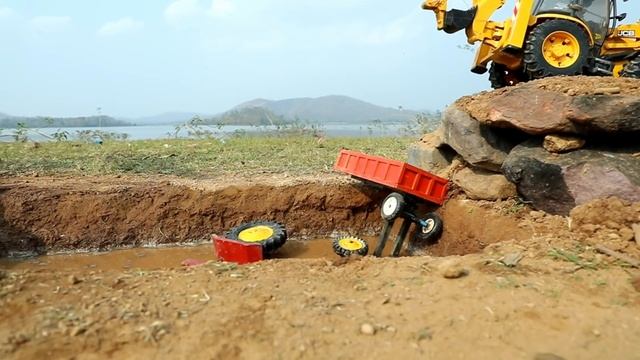 Эксквататор спас 2 игрушки смотреть онлайн