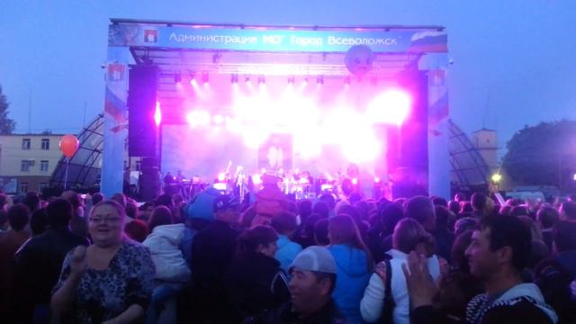 Тетка отжигает под драм смотреть онлайн