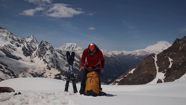 Обзор рюкзака для скитура и альпинизма Deuter Guide 44+ смотреть онлайн