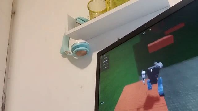 Я играю в roblox может две игры смотреть онлайн