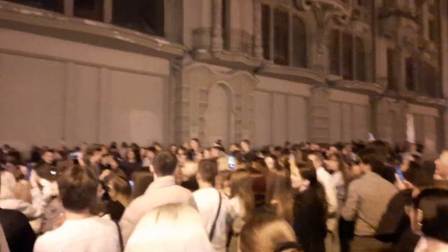 Одесса 5 минут назад. ПЕСНИ НА РУССКОМ НА ДЕРИБАСОВСКОЙ! ЦЕНТР ГОРОДА! ЧТО ПРОИСХОДИТ! смотреть онлайн