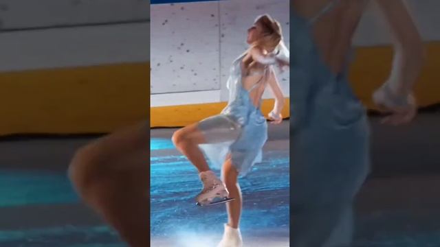 Алена Косторная... какая же она красивая..#катаниенаконьках #фигурноекатание #фигурное смотреть онлайн