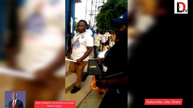 Hon. Kennedy Ohene Agyapong storms AGONA(Ashanti) sing marvellously, his song will make you cry😢. смотреть онлайн