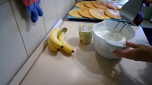 Торт Молочная девочка! Покрытие торта гляссажем! смотреть онлайн