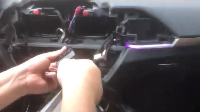 Installation of Sinosmart Linux Wireless Carplay/Android Auto Decoder/Module for BMW EVO system смотреть онлайн