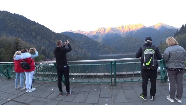 ЭКСКУРСИЯ В АБХАЗИЮ, КОНЬОН- УЩЕЛЬЕ, ГОЛУБОЕ ОЗЕРО, ОЗЕРО РИЦА, ДЕГУСТАЦИЯ ВИН смотреть онлайн