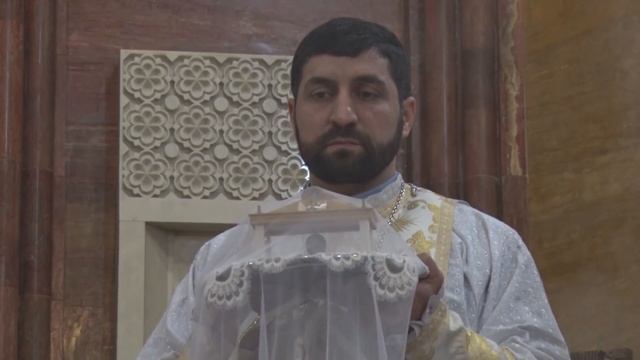 Артур Джанибекян подарил армянской церкви Москвы частицу мощей Святого Григория Просветителя смотреть онлайн
