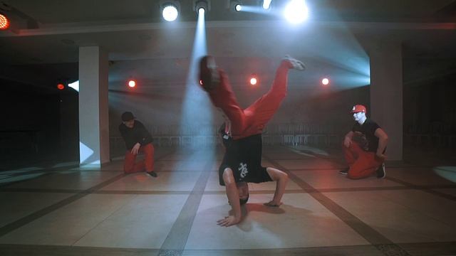 Брейк данс смотреть онлайн