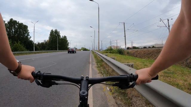 На велосипеде по Ярославлю смотреть онлайн