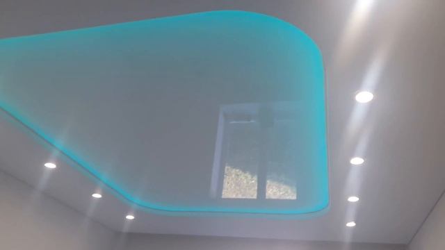 Потолок с подсветкой.под полотном! смотреть онлайн