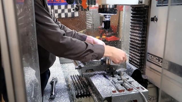 Machining a Custom Chevy Emblem Box: Home Mfg. Days #66 смотреть онлайн