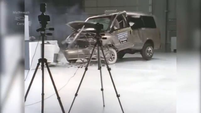 Top 10 Worst Vehicle Crash Tests! - USA Edition смотреть онлайн
