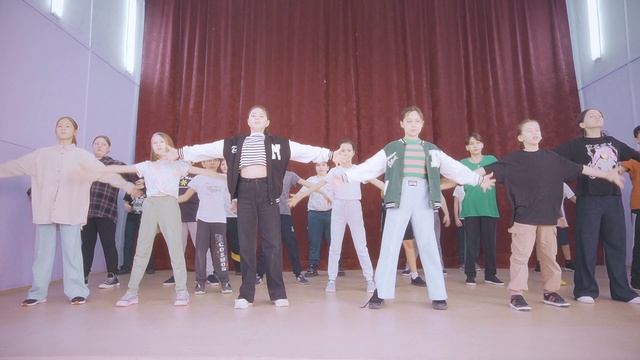 4 В смотреть онлайн