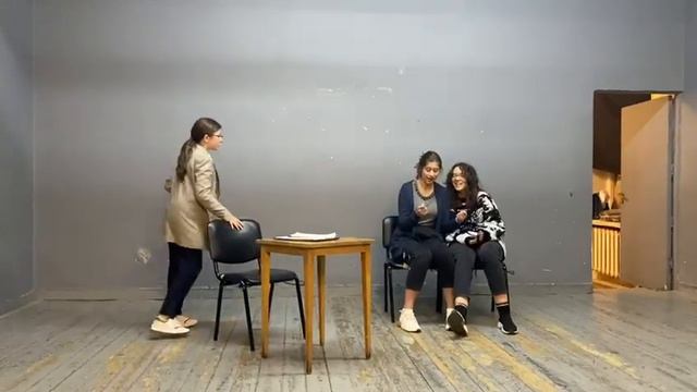 Этюд "В библиотеке" смотреть онлайн