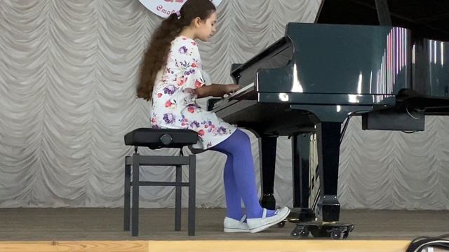 379 Строкова Есения г Ставрополь Три поросенка смотреть онлайн