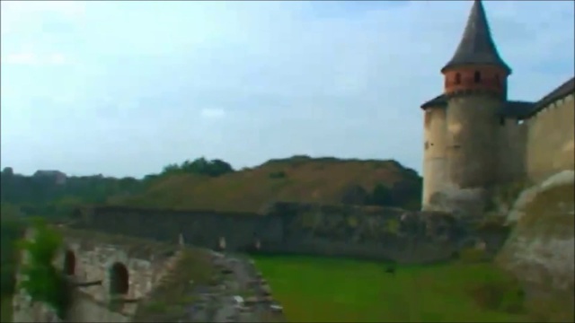 51 Каменец-Подольской Собака-паркурщик в Старой крепости смотреть онлайн