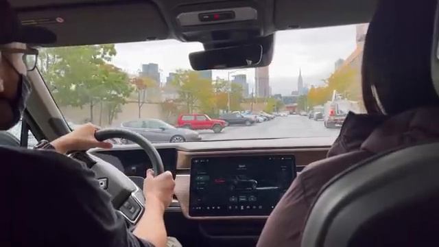 Rivian R1T "First Mile" Test Drive in Brooklyn NY - Will I trade my Model X for a Rivian R1T? смотреть онлайн