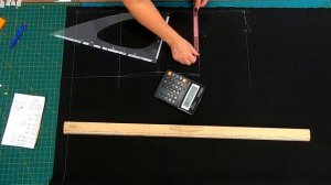 Моё любимое платье этой осени. Очень комфортное платье без выкройки из двух тканей компаньонов.mp4