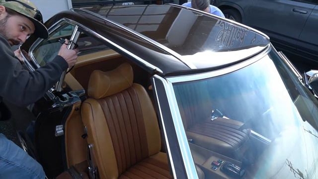 Walk Betty Grable's 1972 Mercedes Benz 350SL ~ Silver Arrow Cars Ltd смотреть онлайн