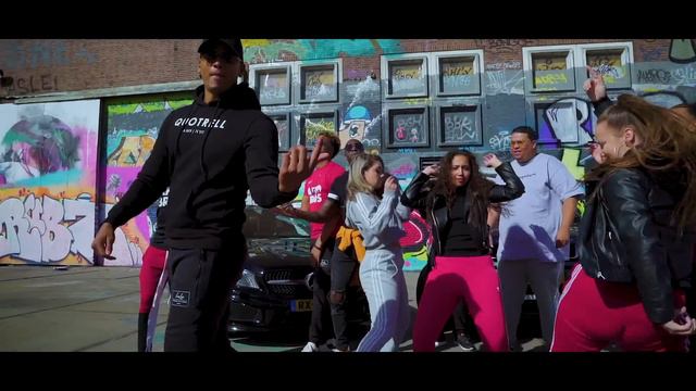 Afro Bros - Candela ft. Chris Strick, Stiekz, Mc Chaos, Sam Blans смотреть онлайн