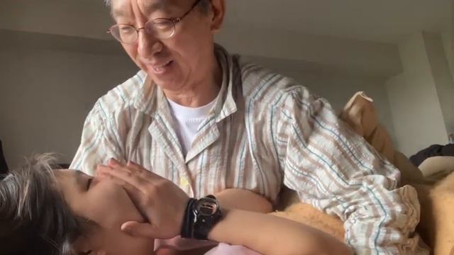 Kakek Sayang Cucu Hotdog Na Buhay