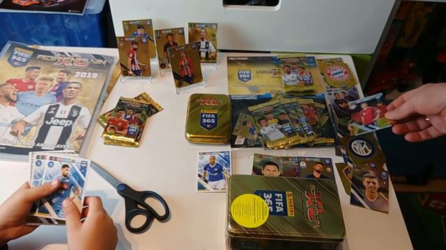 NAJWIĘKSZY UNBOXING NA YOUTUBE -FIFA 365 2019 | 2x RARE смотреть онлайн