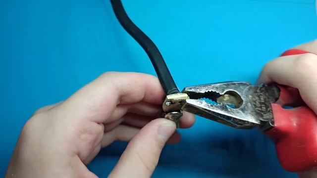 Простой держатель для печатных плат. смотреть онлайн