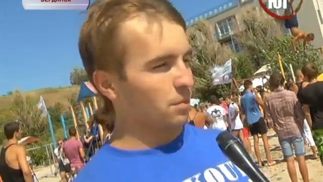 Команда «Workout» строит спортплощадки смотреть онлайн