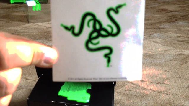 Распаковка наушников Razer Electra (Unboxing) смотреть онлайн