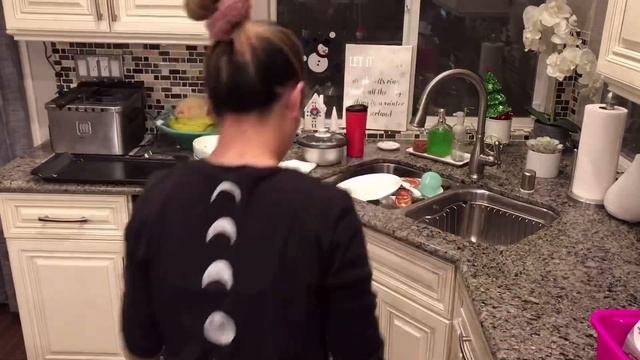 RELAXING CLEAN WITH ME 2020 // AFTER DARK CLEANING MOTIVATION // SPEED CLEANING ROUTINE смотреть онлайн