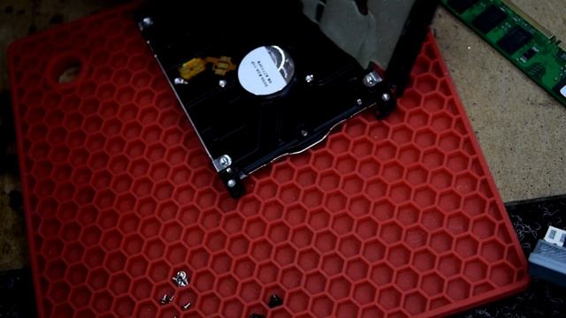 Ремонт залитого ноутбука Asus x540u, замена клавиатуры. смотреть онлайн