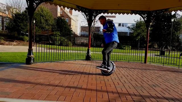 Трюки на моноколесе Ninebot one смотреть онлайн